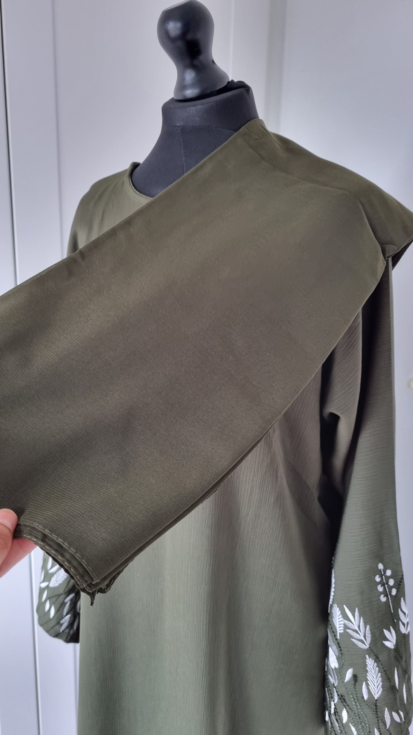 Khaki sleeve detail